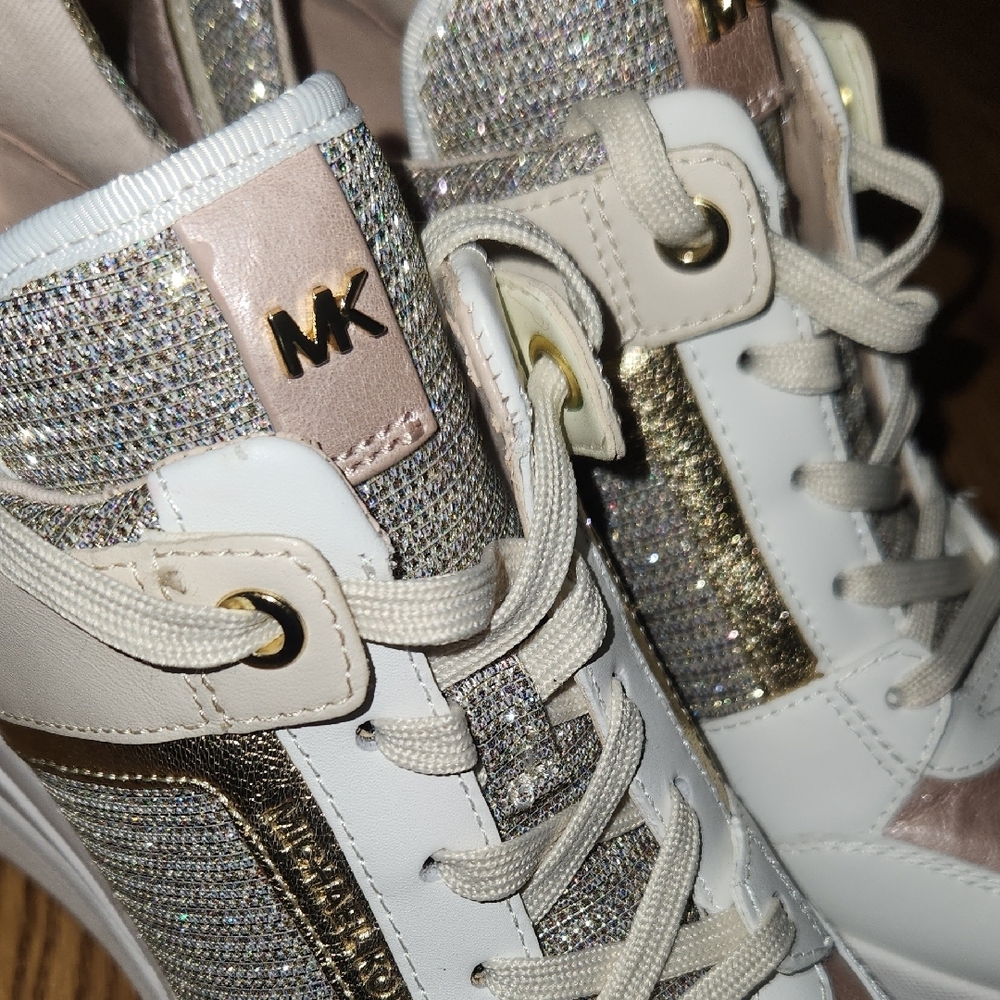 Michael Kors White With Blush & Gold Glitter Sneakers, Size 6.5M - Picture 3 of 11